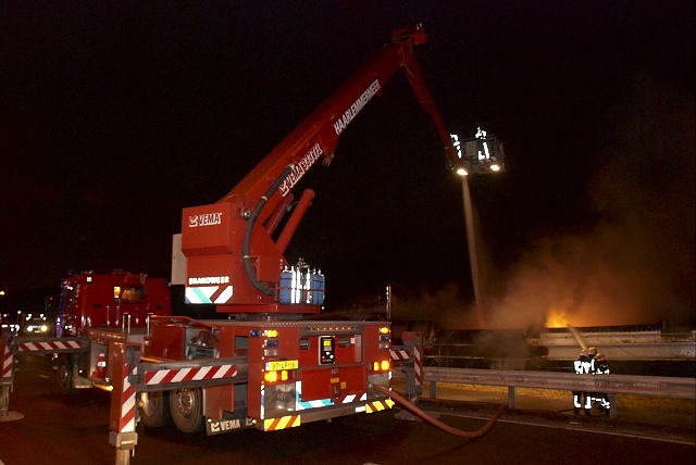 2010/60/20100315 036 Scheepsbrand Nieuwemeerdijk.jpg